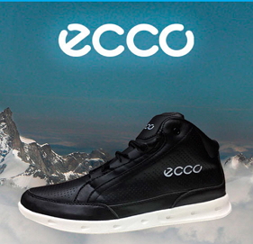 Витрина кроссовок Ecco